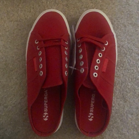 NWOT Size 10 Women’s Superga shoes! - Picture 2 of 3